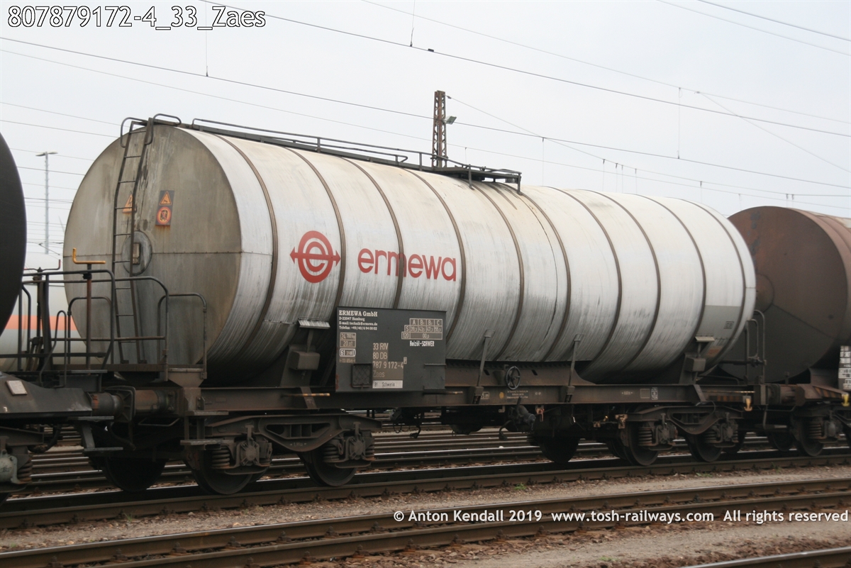 807879172-4_33_Zaes.jpg